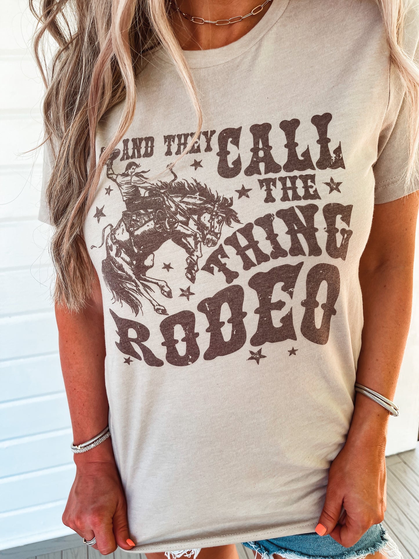 RODEO GRAPHIC TEE